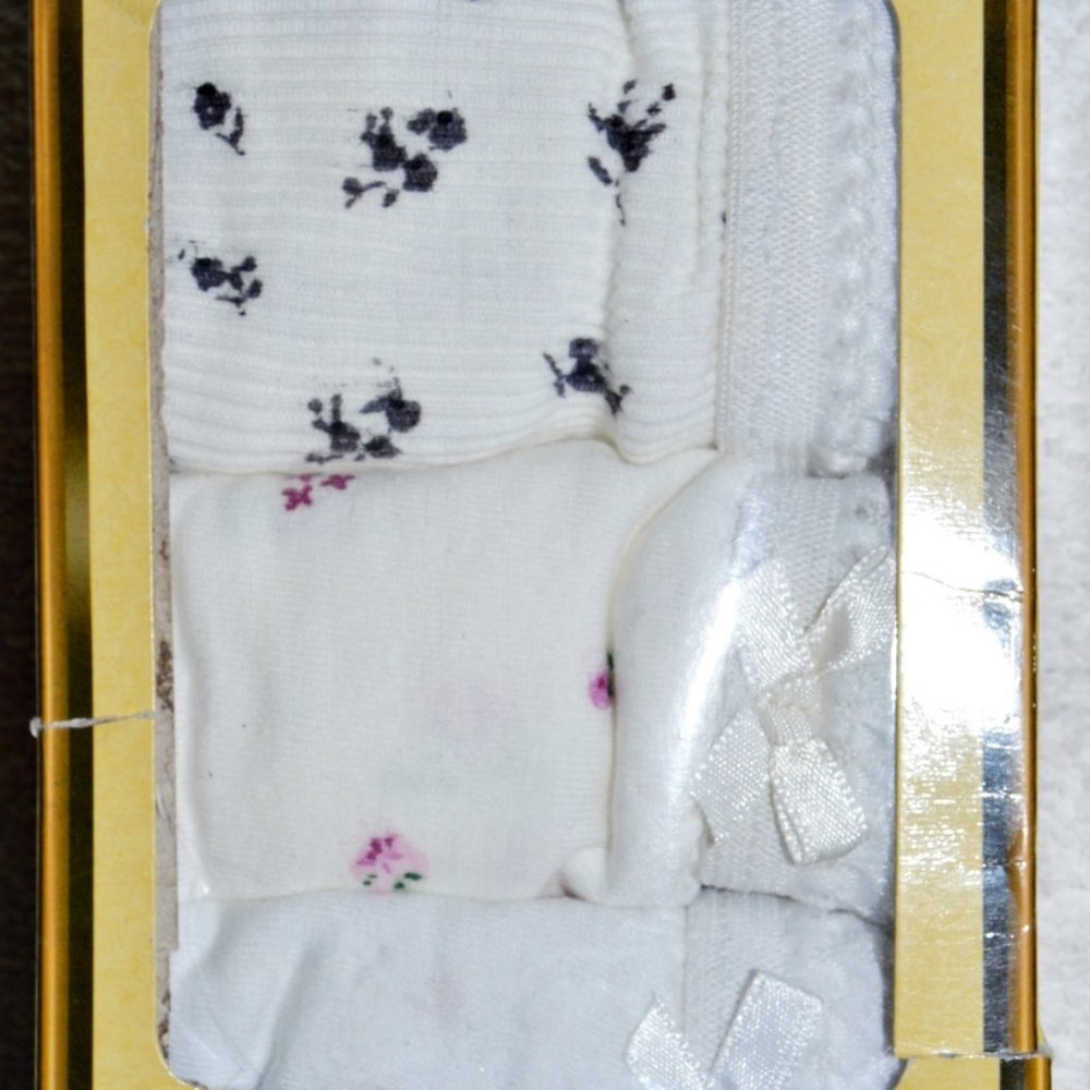 PANTIES SET OF 3 3 FLORAL PATTERNS BLACK, PINK & MULTICOLOR ELASTICATED RIBBON P